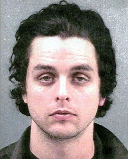 billie-joe-armstrong-preso-rock-na-veia