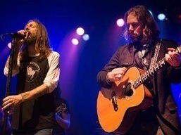 chris-e-rich-robinson-the-black-crowes-rock-na-veia