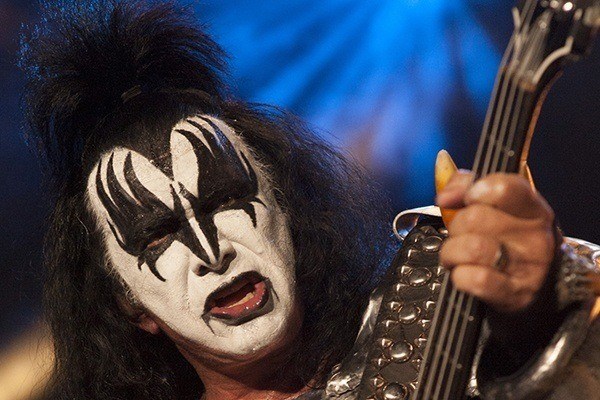 nome-verdadeiro-gene-simmons-rock-na-veia