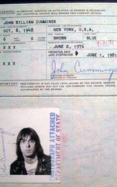 passaporte de famosos johnny ramone rock na veia