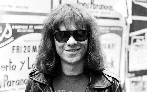 tommy-ramone-rock-na-veia